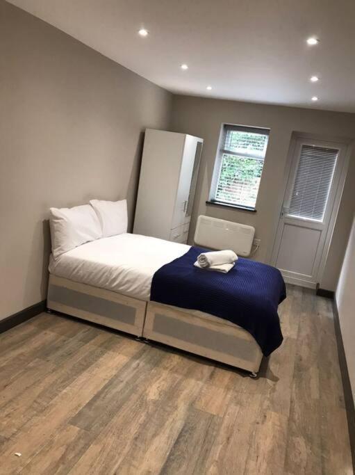Ferienwohnung Bedfont House Hillingdon Exterior foto